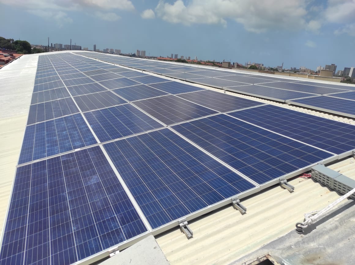 Metrofor zera conta de luz de 22 estações ao produzir energia limpa. Economia é de R$ 450 mil/ano